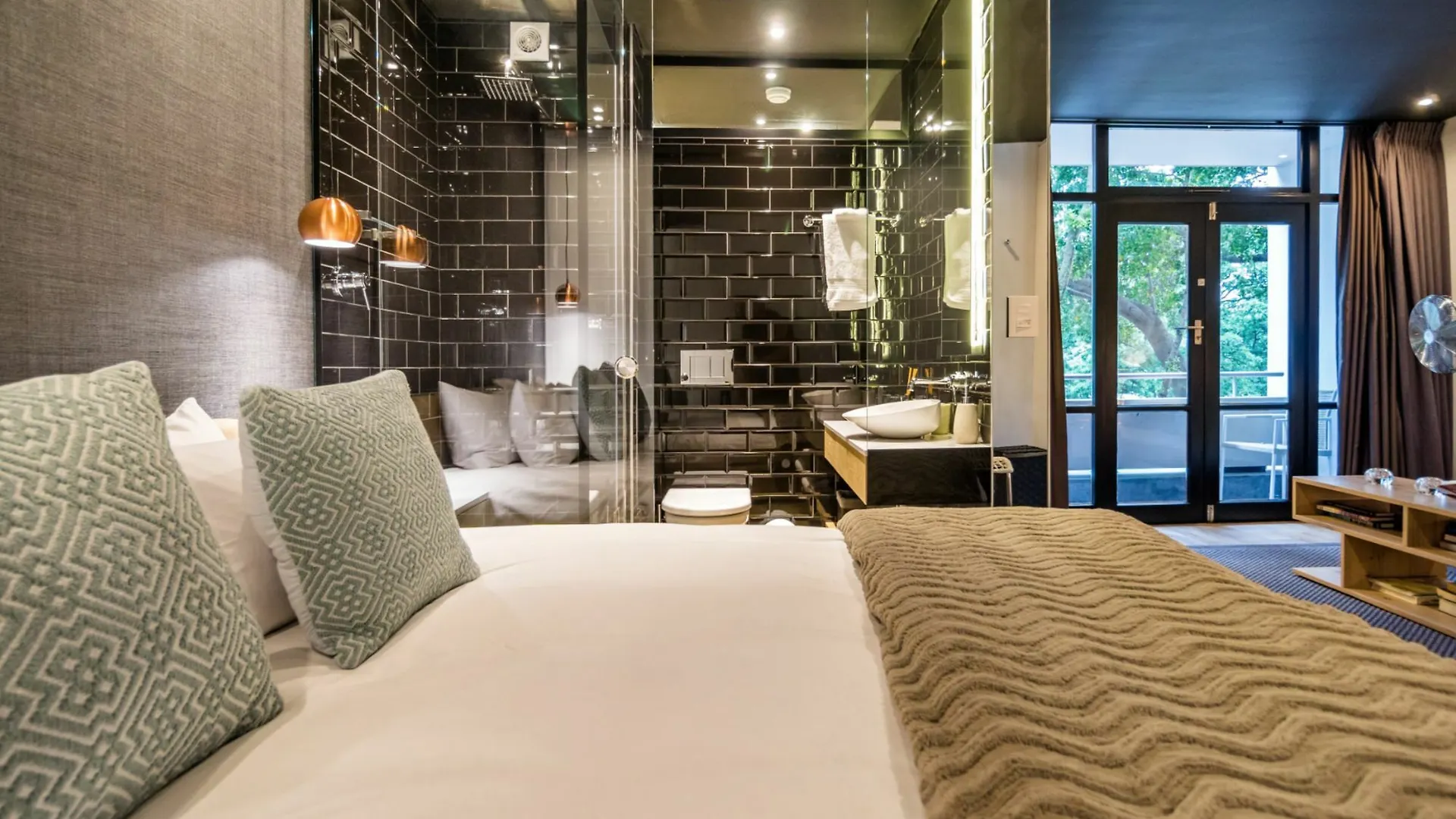 Manhattan Style Studio In Cape Town Cbd 0*,